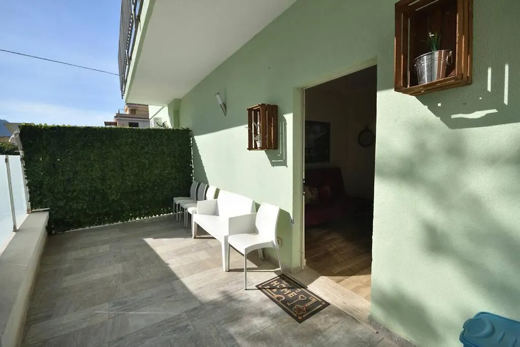 Aglaia House Villa Palermo 0*,  Italy